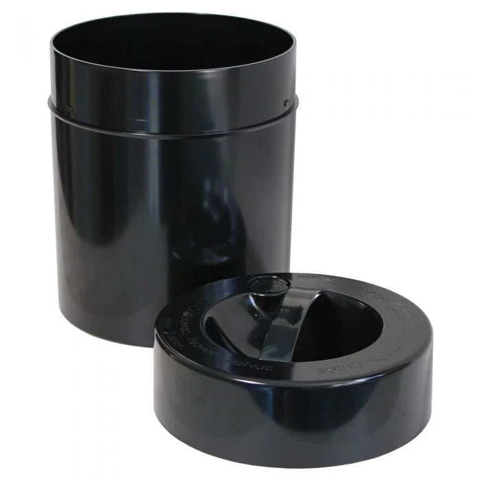 3.8ltr_blac_01