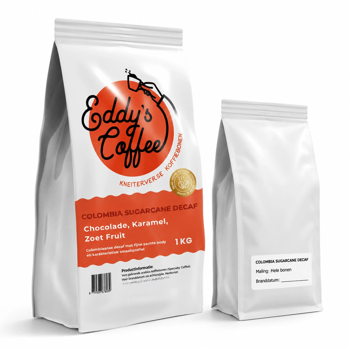 Colombia Sugarcane Decaf kilozak naast witte 250 gram zak koffiebonen